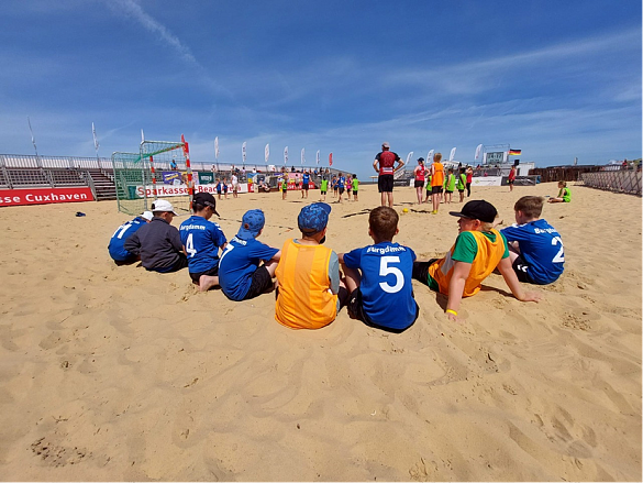 Bild der Handballmannschaft der Grundschule Burgdamm